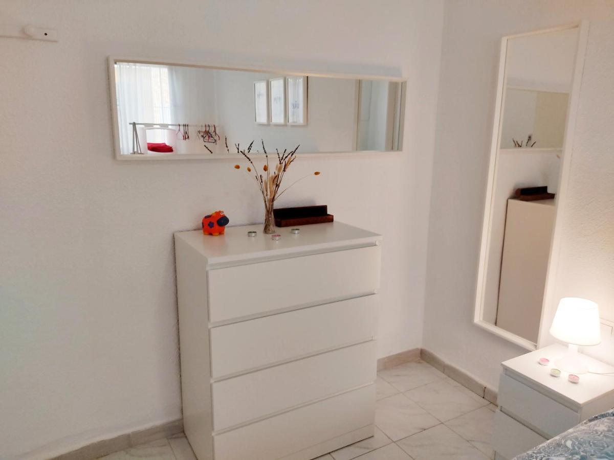 Apartamento CASA SANTO a 2 minutos de la playa a pié La Cala Del Moral Exterior foto